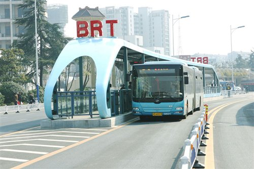 南昌市快速BRT公交